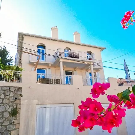 Superbe Maison 6 Ch, 4 Sdb, Terrasses Et Billard Villa